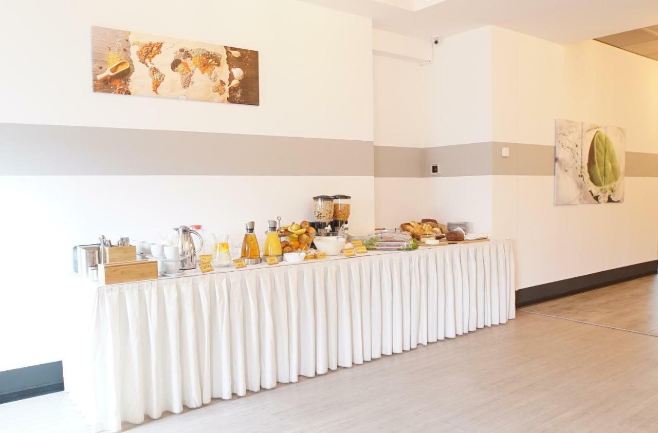 Check In Hotel Берлин Екстериор снимка