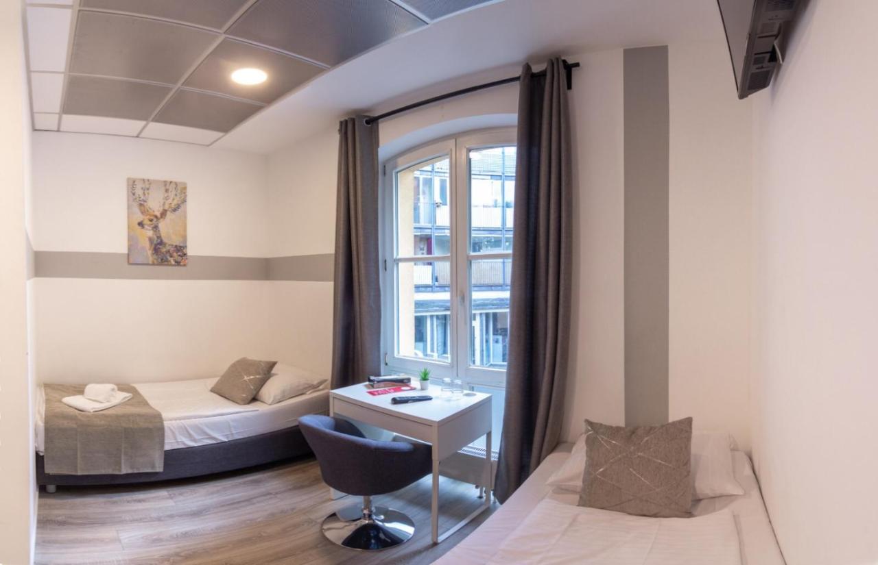 Check In Hotel Берлин Екстериор снимка